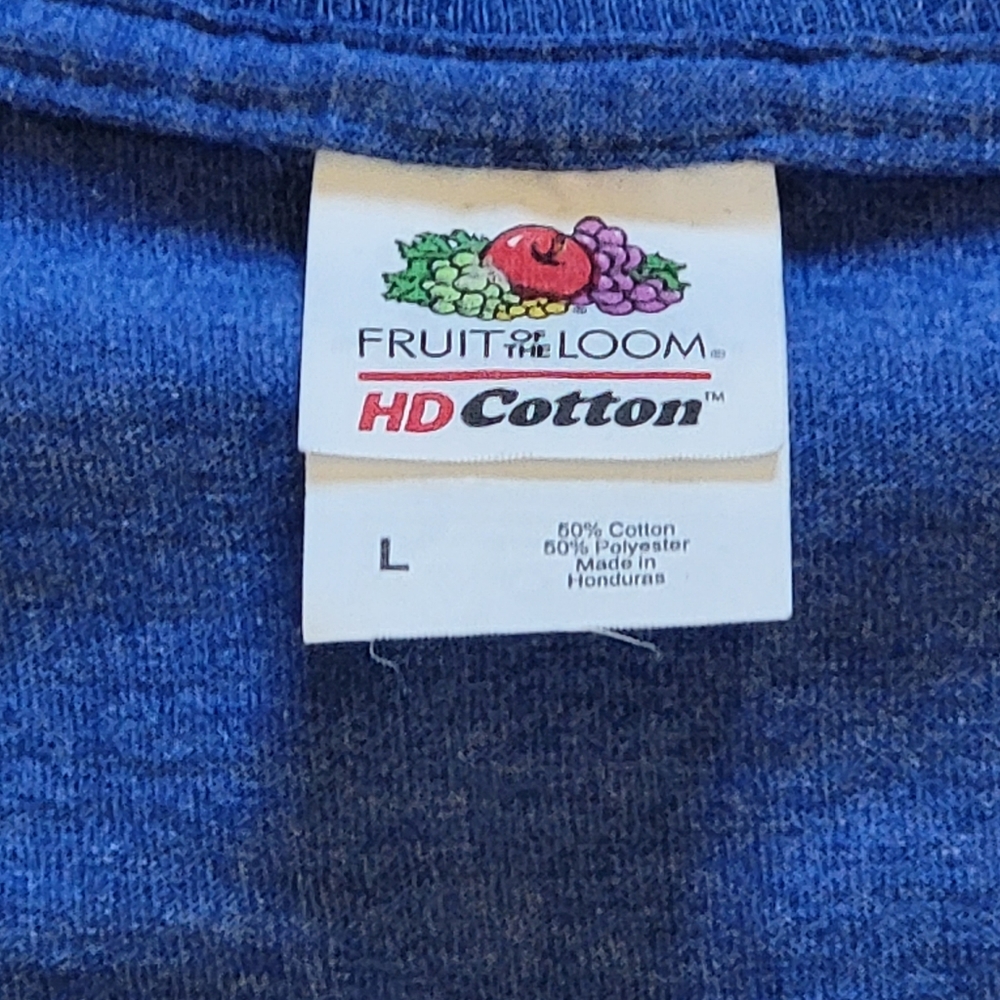 T-Shirt - Picture 3 of 3